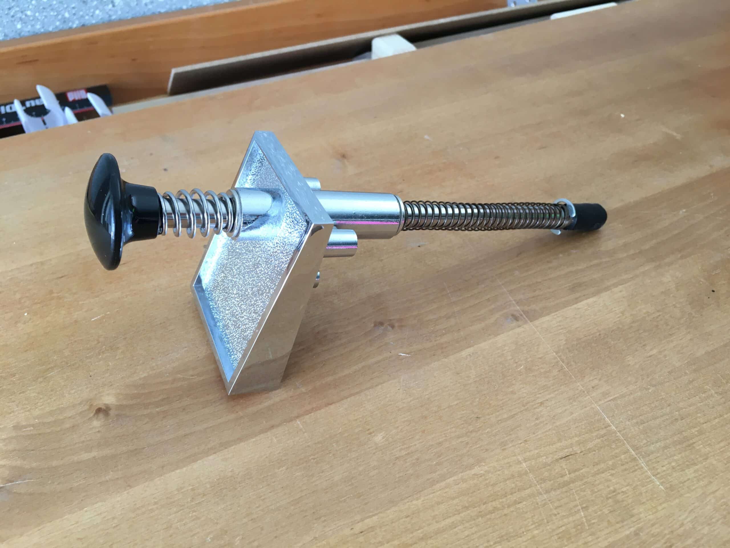 Im Virtual Pinball soll ein echter, analoger Flipper-Plunger den Kugelabschuss steuern.